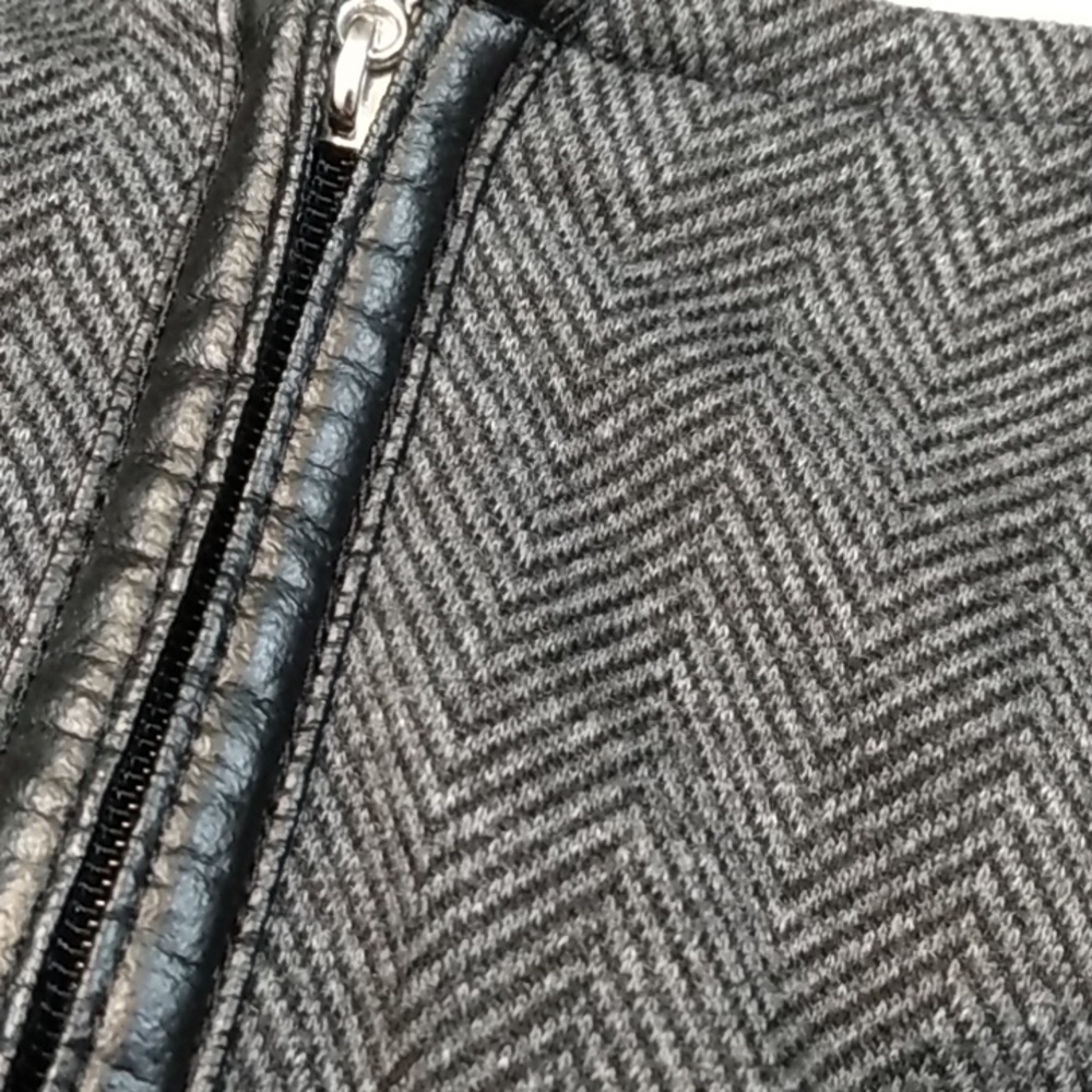 New York & CO Vest - Picture 10 of 10